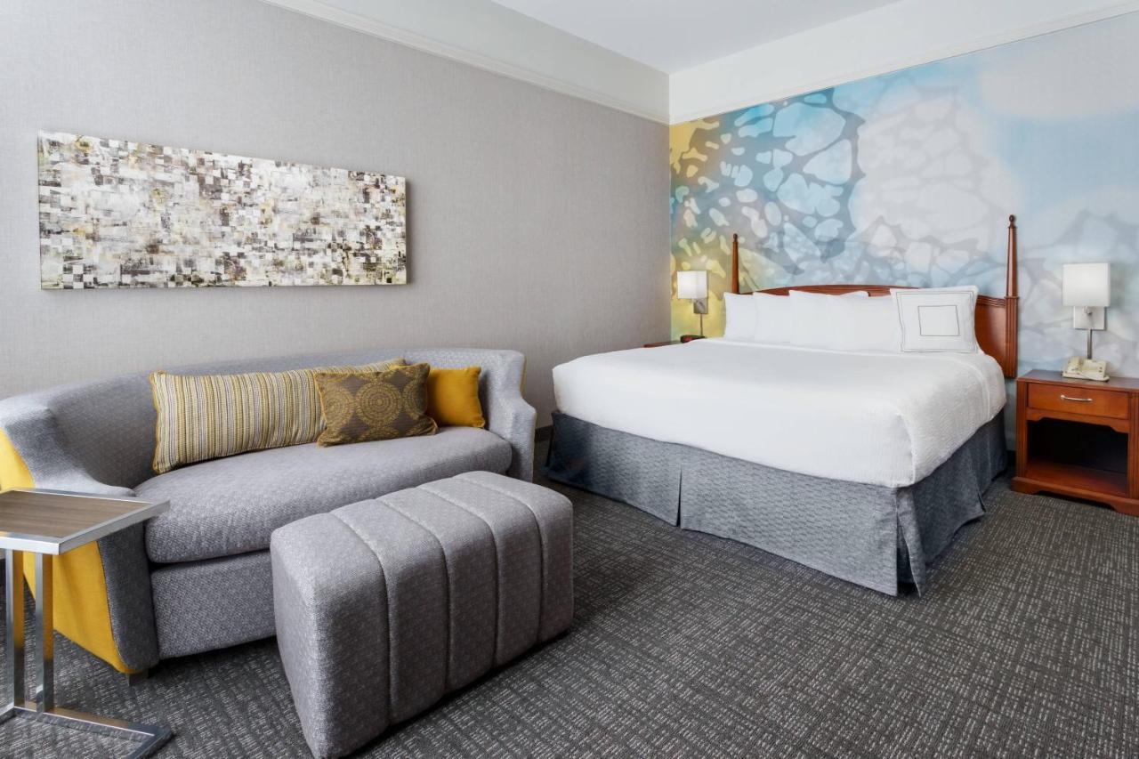 Courtyard Downtown Convention Center 3* Houston